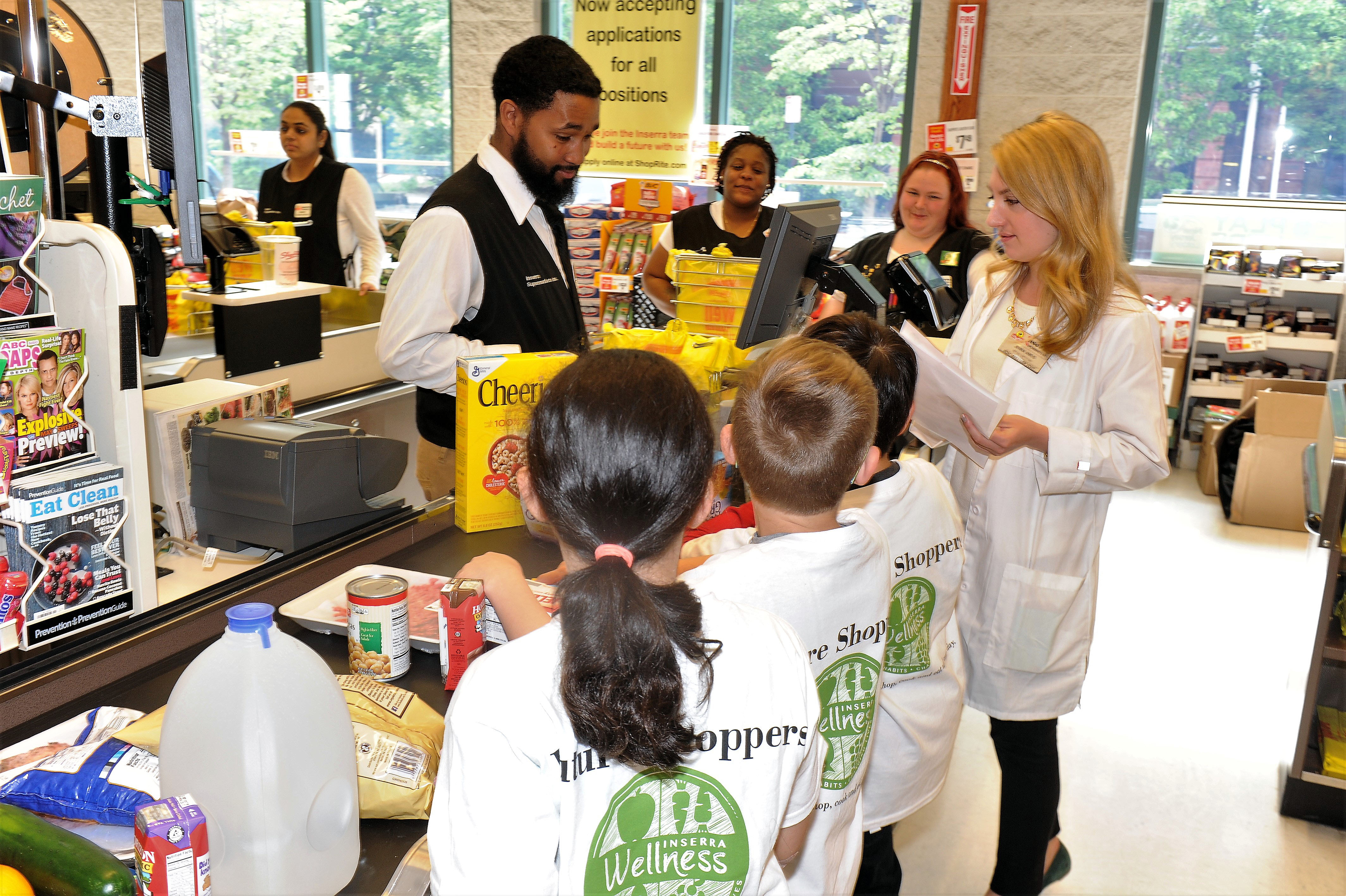 Wallace School 3rd Graders Learned Essentials of Healthy Eating and Meal Planning with Help of Inserra Supermarkets’ “Future Shoppers” Program