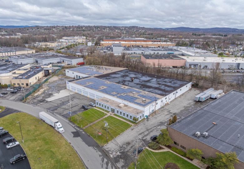 Lee & Associates – WBE Arranges Lease with Wise Foods in Totowa, N.J.