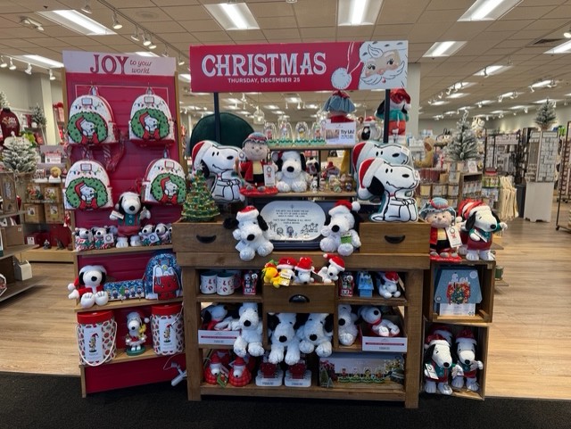 Gift-Giving Made Easy: Norman’s Hallmark Reveals Top Holiday Picks